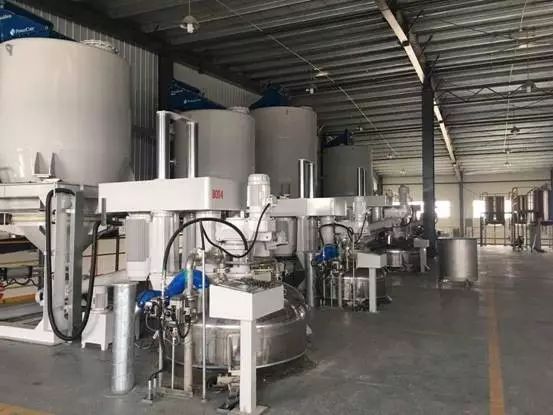 创新驱动，安全绿色 龙头企业引领复合材料产业新篇章